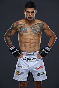 Aaron 'Tommy Gun' Canarte